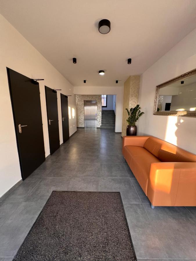 Rivapark Apartment Dunajská Streda Exterior photo