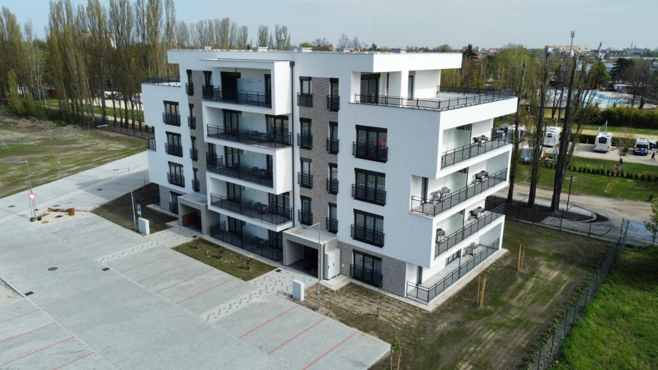 Rivapark Apartment Dunajská Streda Exterior photo